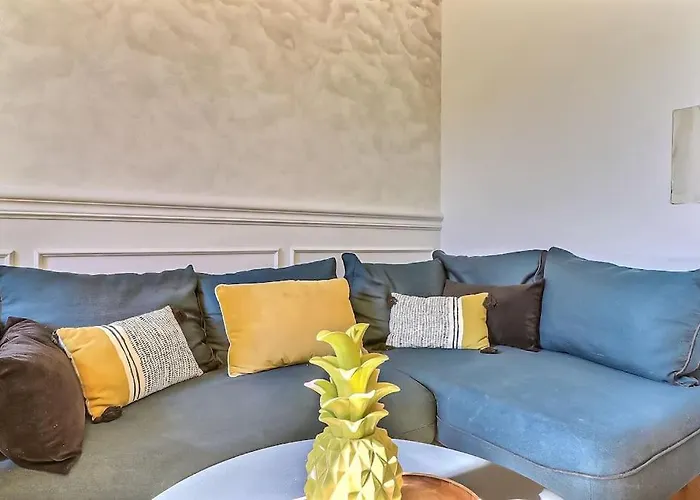 Le Yellow - - Climatisé Nîmes