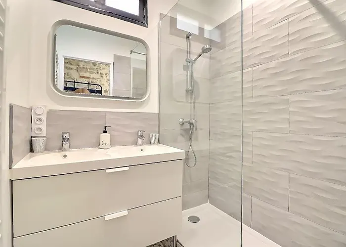 Le Yellow - - Climatise Apartment *